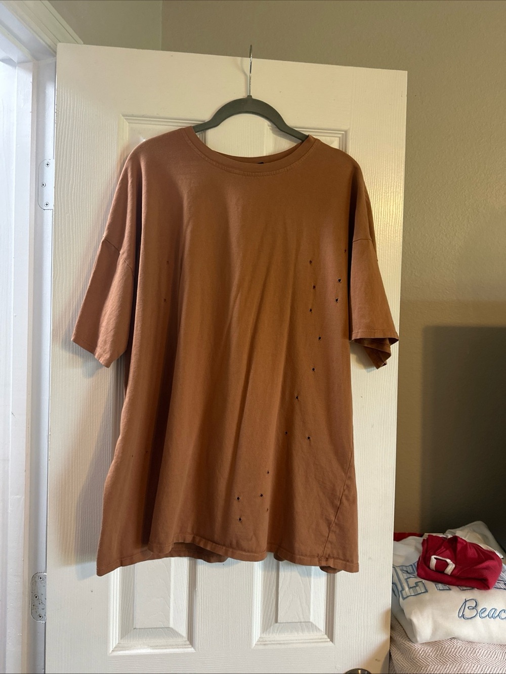 Woman’s Crew Neck Oversized T-Shirt in Rust Brown